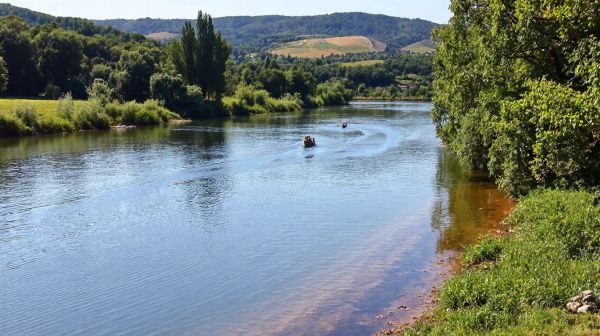 Explorez l'Ardèche en canoë : Aventures sans réservations